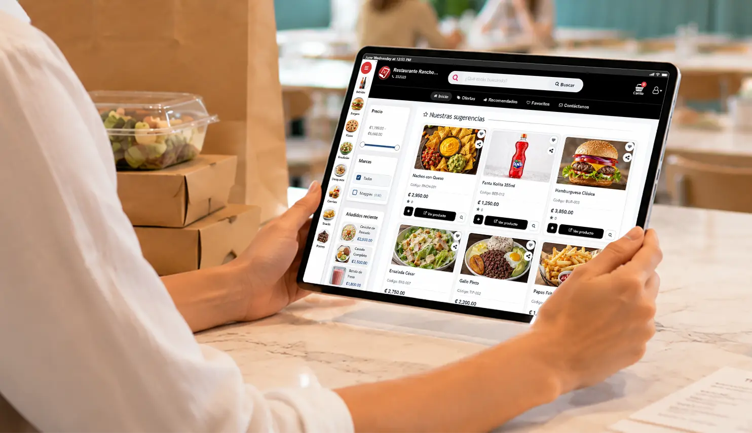 Vista en tablet de tienda en linea para restaurantes